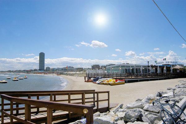Hotel Mario Cesenatico Kültér fotó